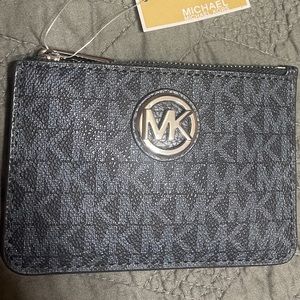 💙 NWT Michael Kors Fulton Navy Coin Purse 💙